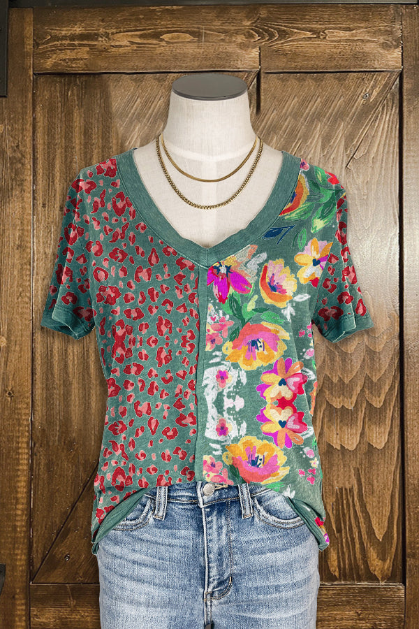 Casual Leopard Paneled Flower Print T-shirt