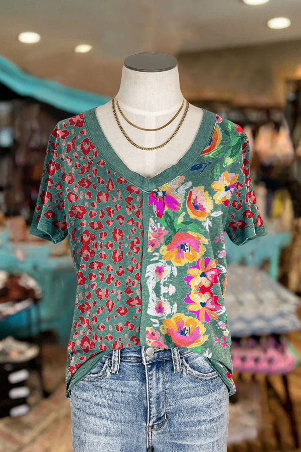 Casual Leopard Paneled Flower Print T-shirt