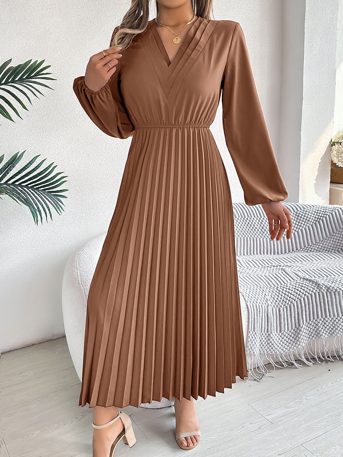 Women's Pleated Maxi Dress