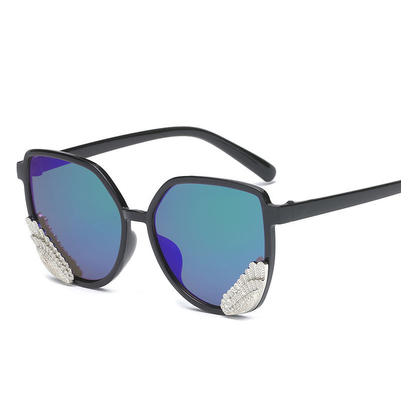 Distinctive Wing Sunglasses