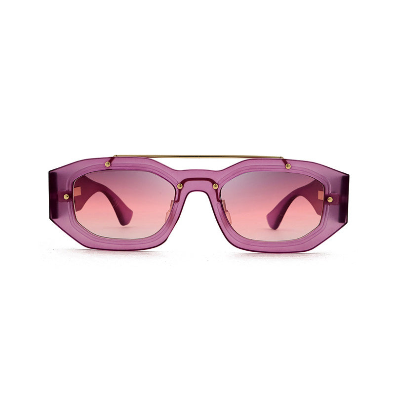 Fashionable Rivet Sunglasses